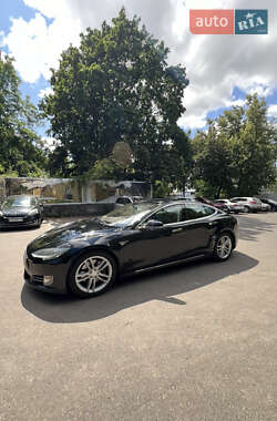 Лифтбек Tesla Model S 2013 в 