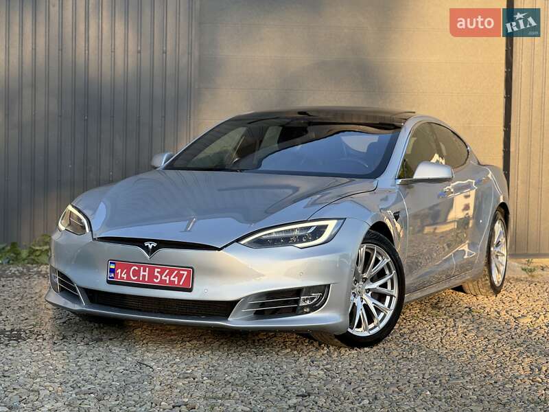 Tesla Model S 2017