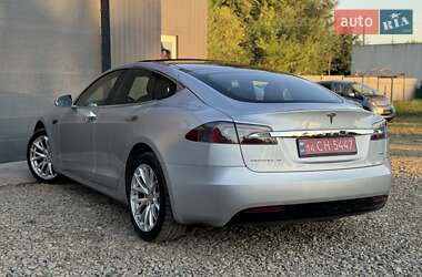 Лифтбек Tesla Model S 2017 в 