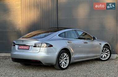Лифтбек Tesla Model S 2017 в 