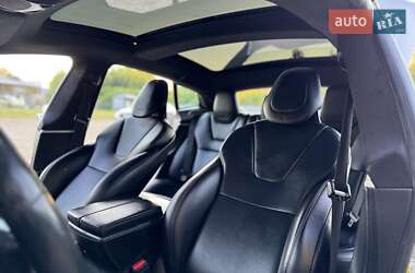 Лифтбек Tesla Model S 2017 в 