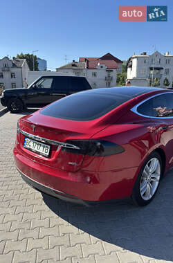 Лифтбек Tesla Model S 2016 в 