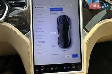 Лифтбек Tesla Model S 2013 в Львове
