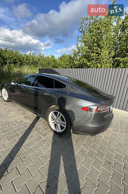 Ліфтбек Tesla Model S 2016 в 