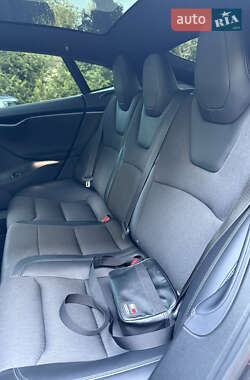 Ліфтбек Tesla Model S 2018 в 