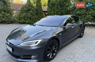 Лифтбек Tesla Model S 2018 в Днепре