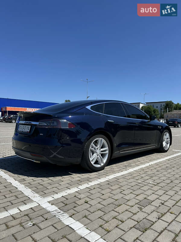 Лифтбек Tesla Model S 2013 в Тернополе