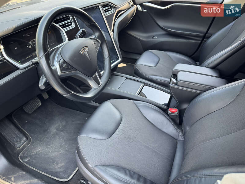 Лифтбек Tesla Model S 2014 в Одессе