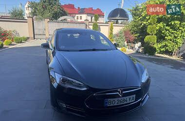 Tesla Model S 2015 Tesla Model S 2015