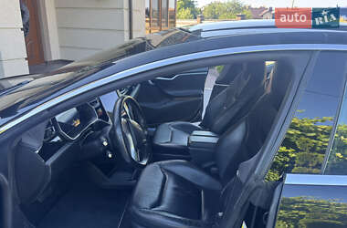 Лифтбек Tesla Model S 2015 в 