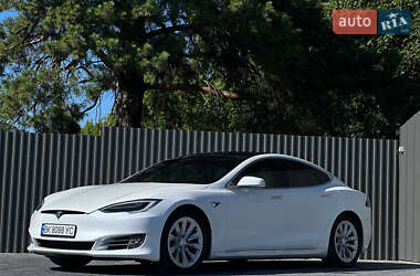 Tesla Model S 2018