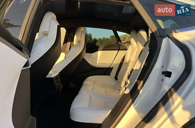 Лифтбек Tesla Model S 2018 в 