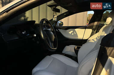 Лифтбек Tesla Model S 2018 в 