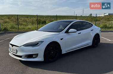 Tesla Model S 2017