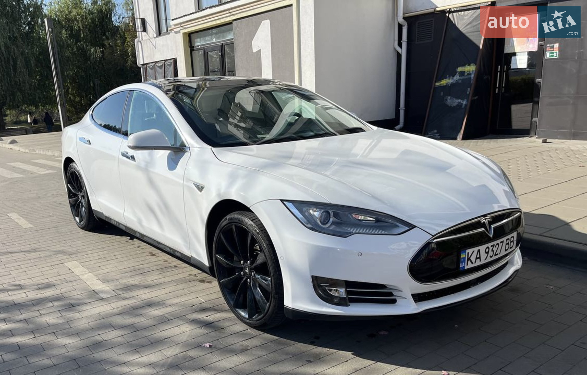 2015 Tesla Model S - мініатюра 3