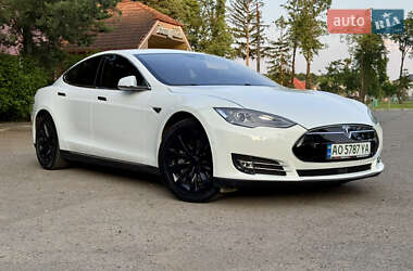 Tesla Model S 2015 Tesla Model S 2015