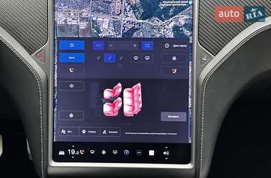 Ліфтбек Tesla Model S 2020 в 