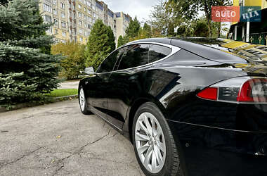 Лифтбек Tesla Model S 2016 в 