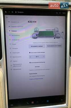 Лифтбек Tesla Model S 2013 в 