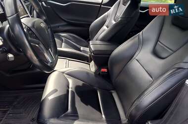 Лифтбек Tesla Model S 2016 в 