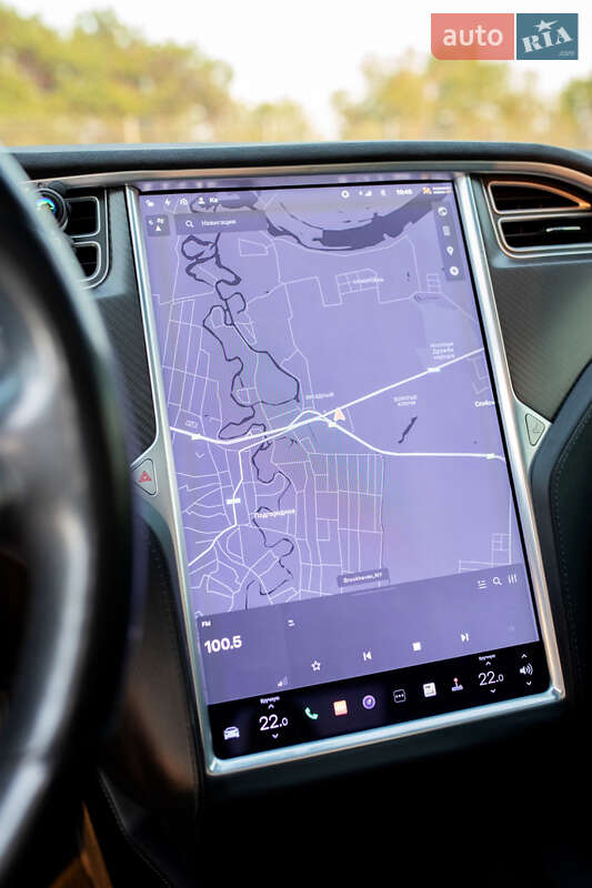 Лифтбек Tesla Model S 2017 в Днепре