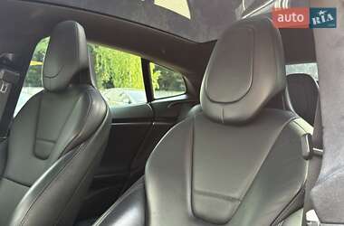Лифтбек Tesla Model S 2017 в 