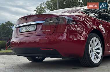 Ліфтбек Tesla Model S 2019 в 