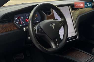 Ліфтбек Tesla Model S 2019 в 