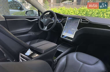 Ліфтбек Tesla Model S 2014 в 