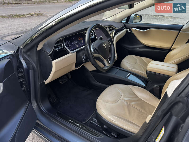 Лифтбек Tesla Model S 2014 в Днепре фото 13 Лифтбек Tesla Model S 2014 в Днепре