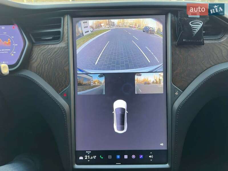 Ліфтбек Tesla Model S 2018 в Львові