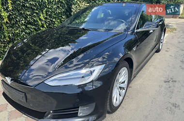 Лифтбек Tesla Model S 2017 в Одессе