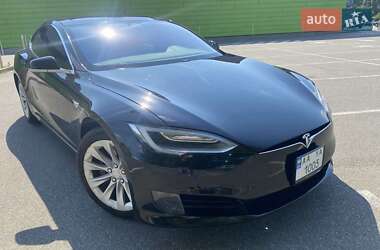 Ліфтбек Tesla Model S 2016 в 