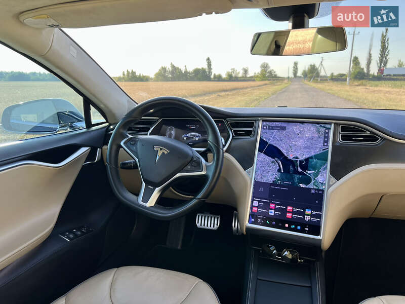 Лифтбек Tesla Model S 2013 в Новомосковске