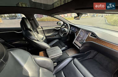 Лифтбек Tesla Model S 2018 в 