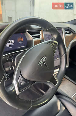 Лифтбек Tesla Model S 2018 в 