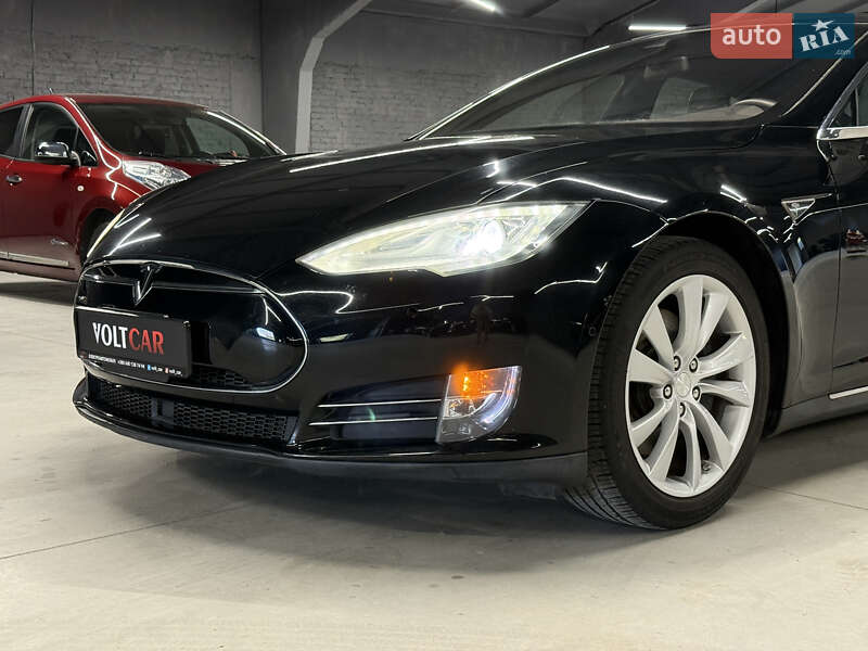 Лифтбек Tesla Model S 2016 в Владимире