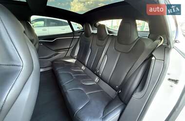 Лифтбек Tesla Model S 2016 в 