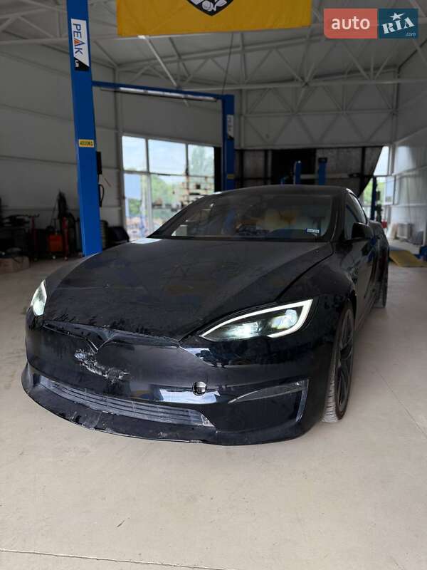Tesla Model S 2024