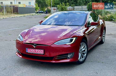 Ліфтбек Tesla Model S 2017 в 