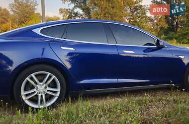Ліфтбек Tesla Model S 2016 в 