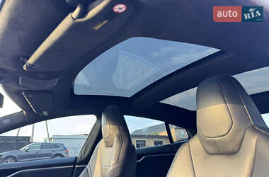 Ліфтбек Tesla Model S 2016 в 