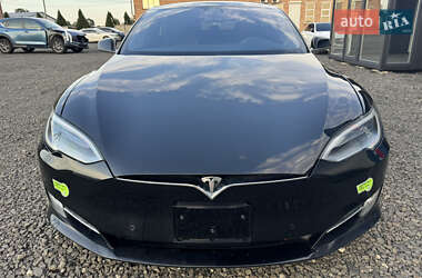Ліфтбек Tesla Model S 2016 в 