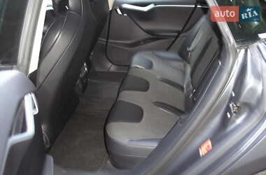 Лифтбек Tesla Model S 2017 в 