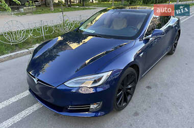 Tesla Model S 2017