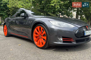 Tesla Model S 2015 Tesla Model S 2015