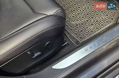 Лифтбек Tesla Model S 2018 в 