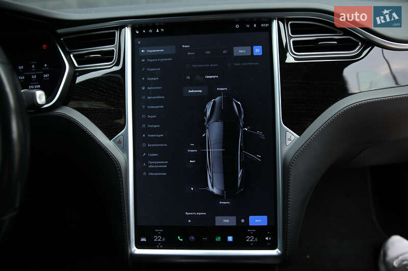 Ліфтбек Tesla Model S 2017 в Житомирі