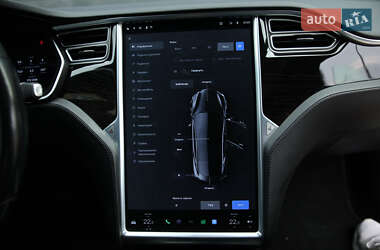 Лифтбек Tesla Model S 2017 в 