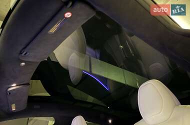 Лифтбек Tesla Model S 2022 в 